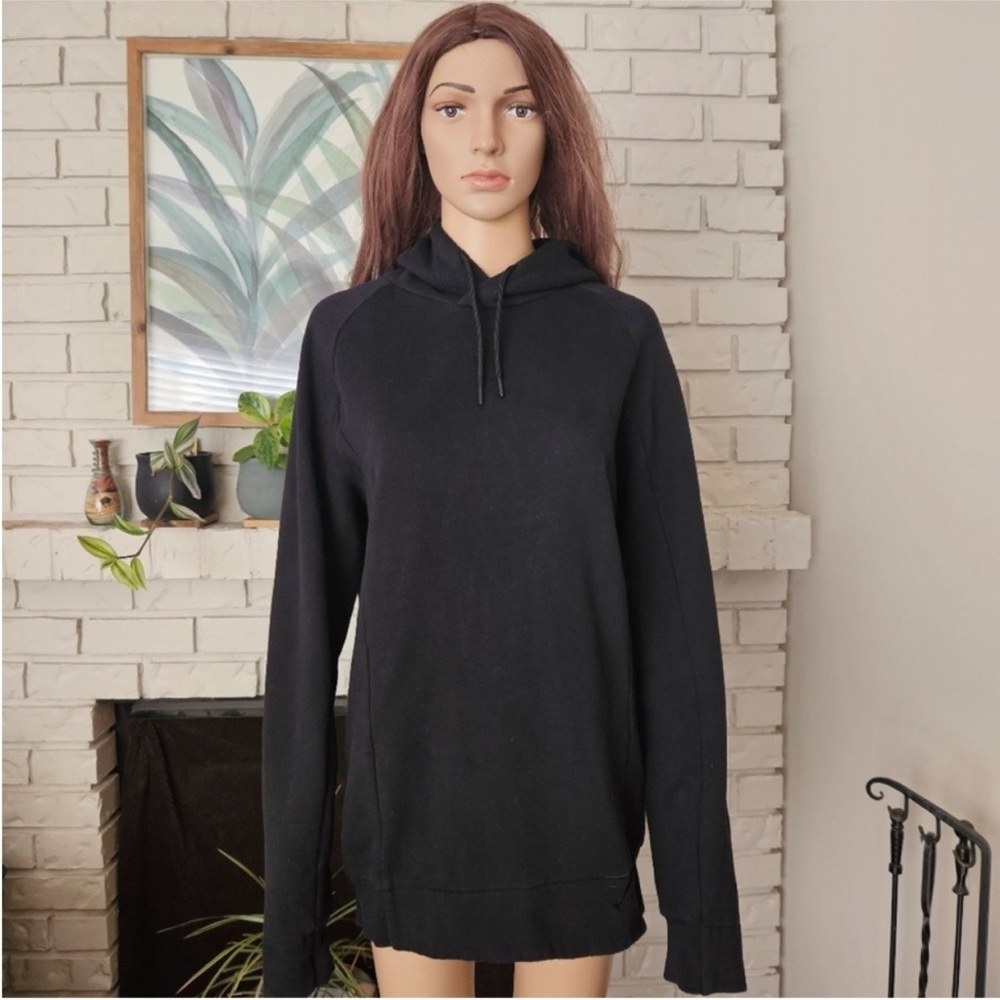 Gymshark hoodie Medium black hooded sweatshirt long line